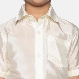 sethukrishna Shirt with Patch Pocket image 5