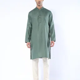 samav Men Slim Fit Kurta image 5