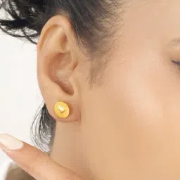 p n gadgil jewellers Women Yellow Gold Circle of Love Stud Earrings image 5