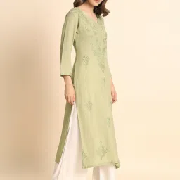 vairagee Embroidered Straight Kurta image 5