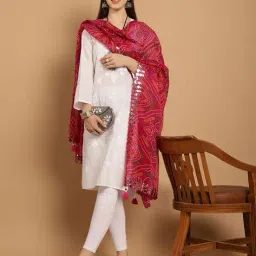 svaraa Women Embellished Dupatta image 5