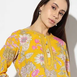 svrnaa by azorte Floral Print Relaxed Fit Tunic image 5