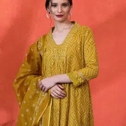 nyrika Women Embroidery Kurta Set image 5