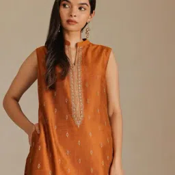 soch Women Embroidered Straight Kurta with Sleeves image 5