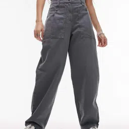 leia Women Relaxed Fit Cargo Pants image 1