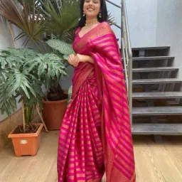nyrika Women Banarasi Woven Saree with Contrast Border image 1
