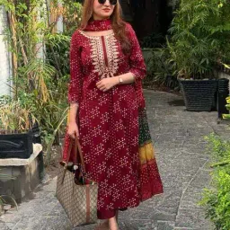 svaraa Women Embroidered Straight Kurta Set with Dupatta image 1