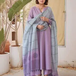 anni designer Women Straight Kurta with Pants & Dupatta Set-picture-12