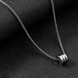 designs & you Men Triple Rings Circular Pendant Necklace image 1