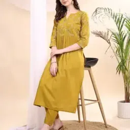 svaraa Women Embroidery Kurta Set-picture-15