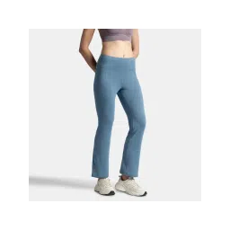 Jockey Mw77 Women Microfiber Elastane Regular Fit Active Wear Straight Track Pant - Frost image 2