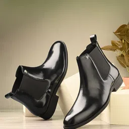 El Paso Men Round Toe Slip-On Chelsea Boots image 1