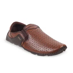 Metro Men Tan Colored Textured Leather Formal Loafers-picture-41
