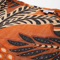 vibes by deebaco DEEBACO Floral Printed Shrug & Shorts image 3