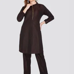 Elthia Mandarin Collar Beads and Stones Kurta With Trousers-picture-16