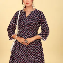 CHANSI Floral Printed A-Line Kurta & Trousers image 4