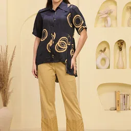 First Resort by Ramola Bachchan Printed Pleated Linen Shirt With Trouser image 3