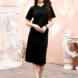 Selvia V-Neck Short Sleeves Top With Straight Skirt-image-1