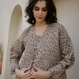 SANSKRUTIHOMES Printed V-Neck Long Sleeves Pure Cotton Jacket & Top With Trouser image 5