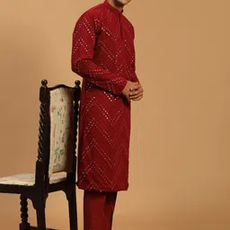 SHRESTHA BY VASTRAMAY Men Maroon Embroidered Mirror Work Kurta With Trousers image 2