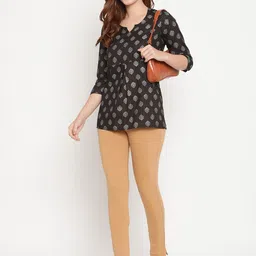 TAG 7 Women Set of 2 Beige & White Ankle Length Leggings image 5