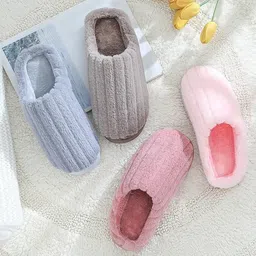 shoemusq Women's Home Flip-Flops & Slippers Winter Indoor Non-Slip Soft Fur Flip Flop Slides And Slippers Cute Bear Flip Flops for Women image 3