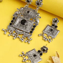DEGHLAM Silver-Plated Stones Studded Oxidised Jewellery Set-picture-11