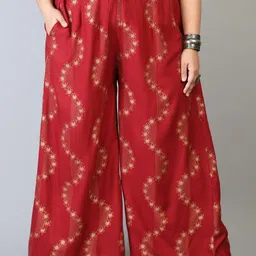PrettyPlus by Desinoor.com Women Plus Size Red & Cream-Coloured Floral Printed Palazzos-picture-39