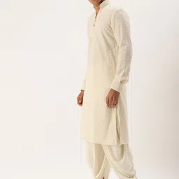 cbazaar Men Floral Embroidered Regular Kurta with Dhoti Pants image 4