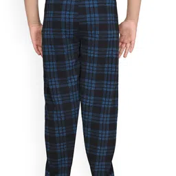 BAESD Boys Pack Of 2 Checked Mid-Rise Track Pants image 2