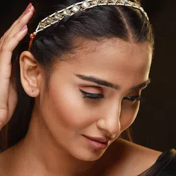 Anouk Gold-Plated Kundan-Studded & Pear Beaded Mathapatti-image-68