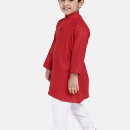 BownBee Boys Red Solid Kurta with Pyjamas image 3