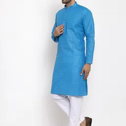 KRAFT INDIA Men Blue & White Checked Printed Cotton Blend Kurta With Pyjamas image 3