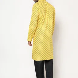 KAVYA SAREES Men Yellow Ethnic Motifs Printed Linen Kurta with Pyjamas image 4