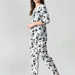 ichaa Women's Rayon Printed Night Wear Top and Bottom Night Suit Set image 4