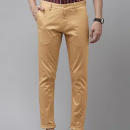 U.S. Polo Assn. Men Brown Geometric Print Austin Trim Fit Mid-Rise Flat-Front Trousers-picture-49
