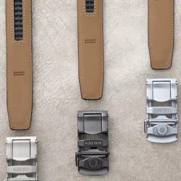 HALDEN Men Textured Leather Belt image 3