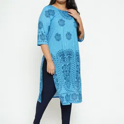 Amydus Women Plus Size Ethnic Motifs Printed Kurta image 3