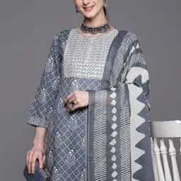Indo Era Bandhani Printed Regular Thread Work Pure Cotton Kurta With Trousers & Dupatta-picture-24