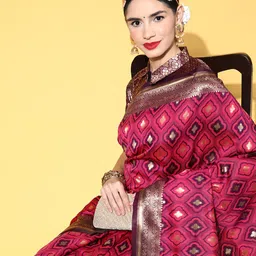 Saree mall Geometric Saree with Woven Design Border-picture-4