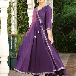 KIMAYRA Floral Yoke Design Zari Work Angrakha V-Neck Anarkali Kurta With Trouser & Dupatta image 2