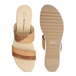 Hush Puppies Textured Open Toe Leather Wedges image 5