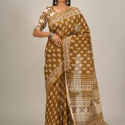 TROPWEAR Floral Zari Block Print Saree-picture-24