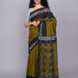 TROPWEAR Green Abstract Pure Cotton Ikat Block Print Saree-picture-16
