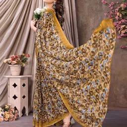 The Textile Hub Printed Saree with Blouse image 4