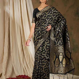 Sangria Woven Design Zari Kanjeevaram Saree image 3