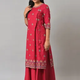 W Women Ethnic Motifs Printed Indie Prints Kurta image 4