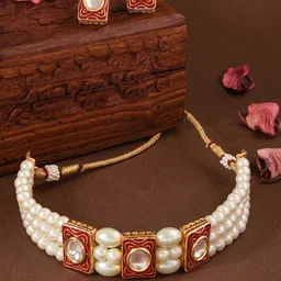 Fida Gold-Plated Kundan-Studded & Pearl-Beaded Jewellery Set image 3