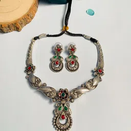 ABDESIGNS Silver-Plated Stones Studded Necklace and Earrings-image-3
