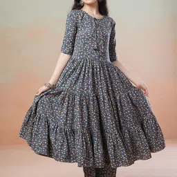 Inddus Girls Floral Printed Tiered Kurta with Trousers-picture-31